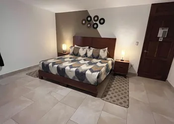 Pedernal Hotel hotel thumbnail 7
