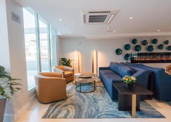 H2O Hermosa Beach Hotel hotel thumbnail 4