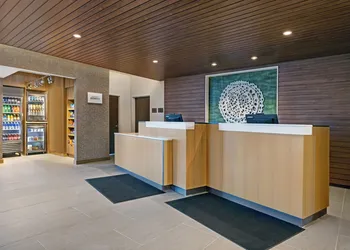 Fairfield Inn & Suites by Marriott Milwaukee Brookfield hotel thumbnail 4
