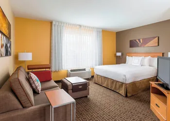 TownePlace Suites By Marriott Phoenix North hotel thumbnail 5