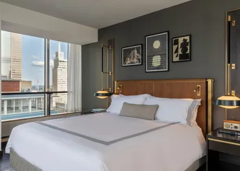 Thompson Dallas, by Hyatt hotel thumbnail 8