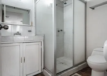 OYO Hotel Halley hotel thumbnail 8