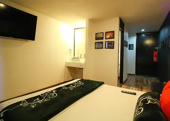 Hotel Black hotel thumbnail 8