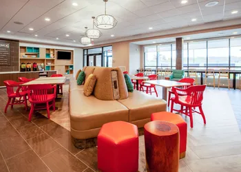 Home2 Suites by Hilton Lewisburg hotel thumbnail 5