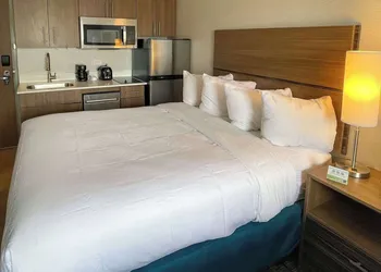 MainStay Suites Oak Brook Terrace-Chicago hotel thumbnail 5