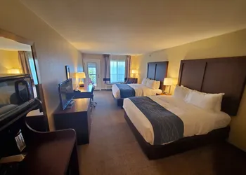 Comfort Inn & Suites Munising-Lakefront hotel thumbnail 7