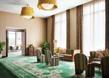 Graduate by Hilton East Lansing hotel thumbnail 2