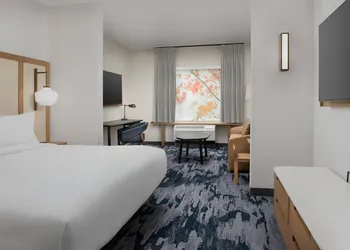Fairfield Inn & Suites by Marriott Santa Rosa Rohnert Park hotel thumbnail 4