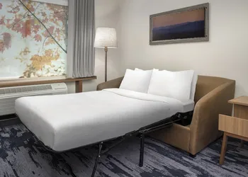 Fairfield Inn & Suites by Marriott Santa Rosa Rohnert Park hotel thumbnail 6