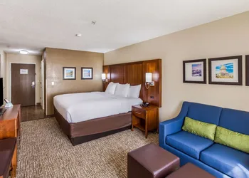 Comfort Inn Charleston South hotel thumbnail 7