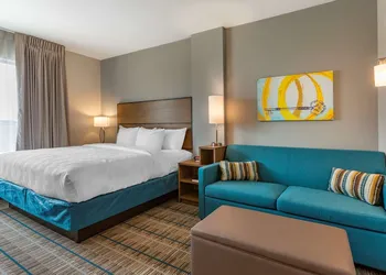 MainStay Suites Carlsbad South hotel thumbnail 4