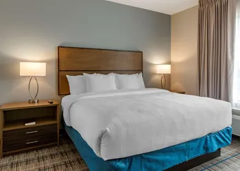 MainStay Suites Carlsbad South hotel thumbnail 6