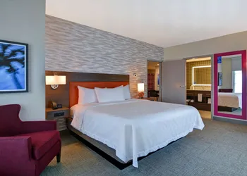 Home2 Suites by Hilton Orlando at Flamingo Crossings hotel thumbnail 6