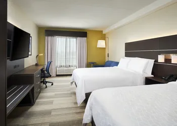 Holiday Inn Express & Suites Windsor East - Lakeshore by IHG hotel thumbnail 6