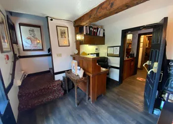 The Olde Angel Inn hotel thumbnail 2