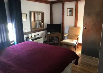 The Olde Angel Inn hotel thumbnail 4