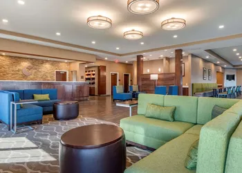 Comfort Suites Camp Hill-Harrisburg West hotel thumbnail 2