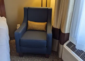 Comfort Inn & Suites Harrisonburg hotel thumbnail 6