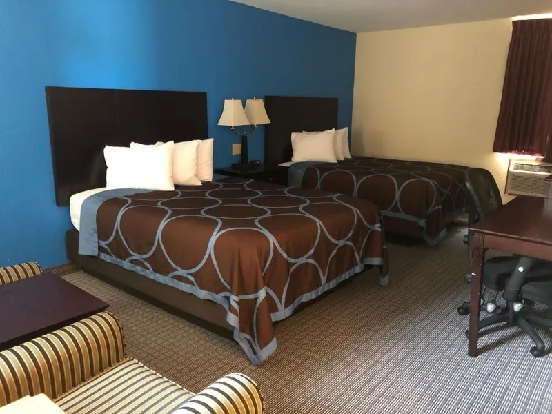 AmeriVu Inn & Suites hotel detail image 2
