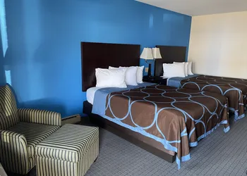 AmeriVu Inn & Suites hotel thumbnail 8