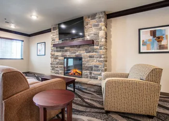 Cobblestone Inn & Suites - Pine Bluffs hotel thumbnail 6