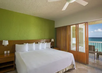 Club Regina Cancun hotel thumbnail 3