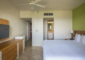 Club Regina Cancun hotel thumbnail 8