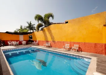 OYO Hotel Villas De San Miguel Media Luna hotel thumbnail 7
