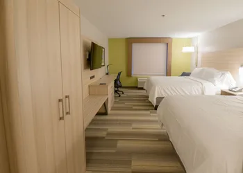 Holiday Inn Express & Suites Dayton East - Beavercreek by IHG hotel thumbnail 7