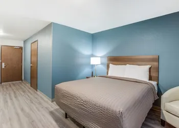 WoodSpring Suites Novi Farmington hotel thumbnail 7