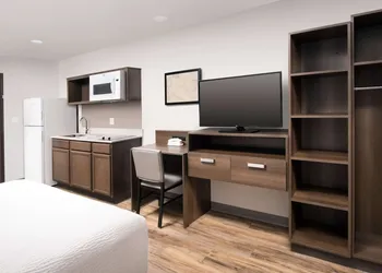 Woodspring Suites West Des Moines hotel thumbnail 8