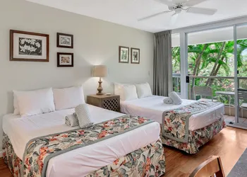 Castle at Maui Banyan hotel thumbnail 3