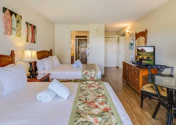 Castle at Maui Banyan hotel thumbnail 7