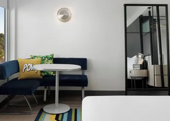 Aloft Houston Shenandoah hotel thumbnail 2