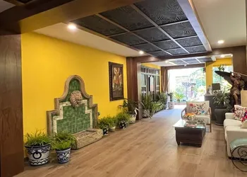 El Encanto Inn hotel thumbnail 2