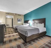 Quality Inn Roseville-Detroit North hotel detail image 7