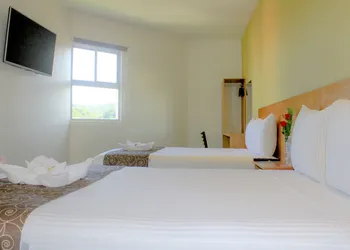 AM Hotel & Plaza hotel thumbnail 3