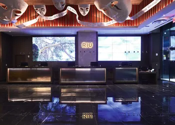 Hotel Riu Plaza Manhattan Times Square hotel thumbnail 3