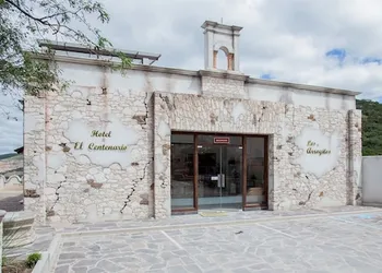 Hotel Centenario Los Arroyitos hotel thumbnail 2