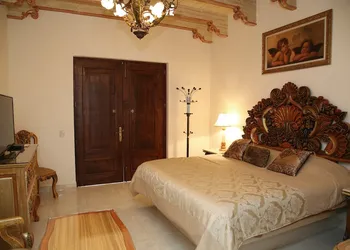 Hotel Centenario Los Arroyitos hotel thumbnail 3