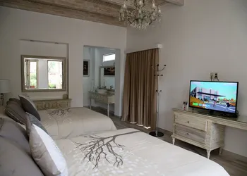 Hotel Centenario Los Arroyitos hotel thumbnail 7
