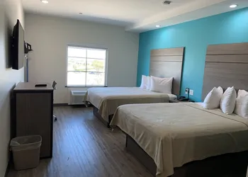 Americas Best Value Inn & Suites Katy hotel thumbnail 6