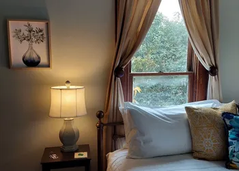 Magpie Inn hotel thumbnail 6