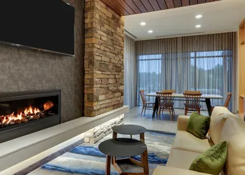 Fairfield Inn & Suites by Marriott Asheville Weaverville hotel thumbnail 3