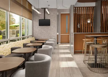 SpringHill Suites by Marriott Charleston Airport & Convention Center hotel thumbnail 2