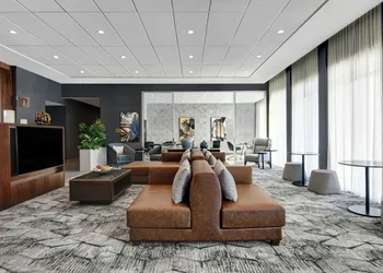Courtyard by Marriott Hamilton hotel thumbnail 2