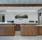 Courtyard by Marriott Hamilton hotel detail image 3