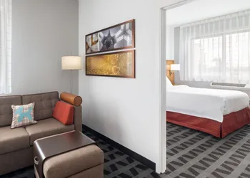 TownePlace Suites by Marriott Venice hotel thumbnail 5