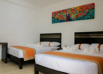 Gayser Apartamentos hotel thumbnail 8