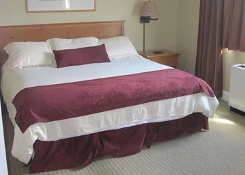 Grand Summit Resort, A Vail Resorts Property hotel thumbnail 2